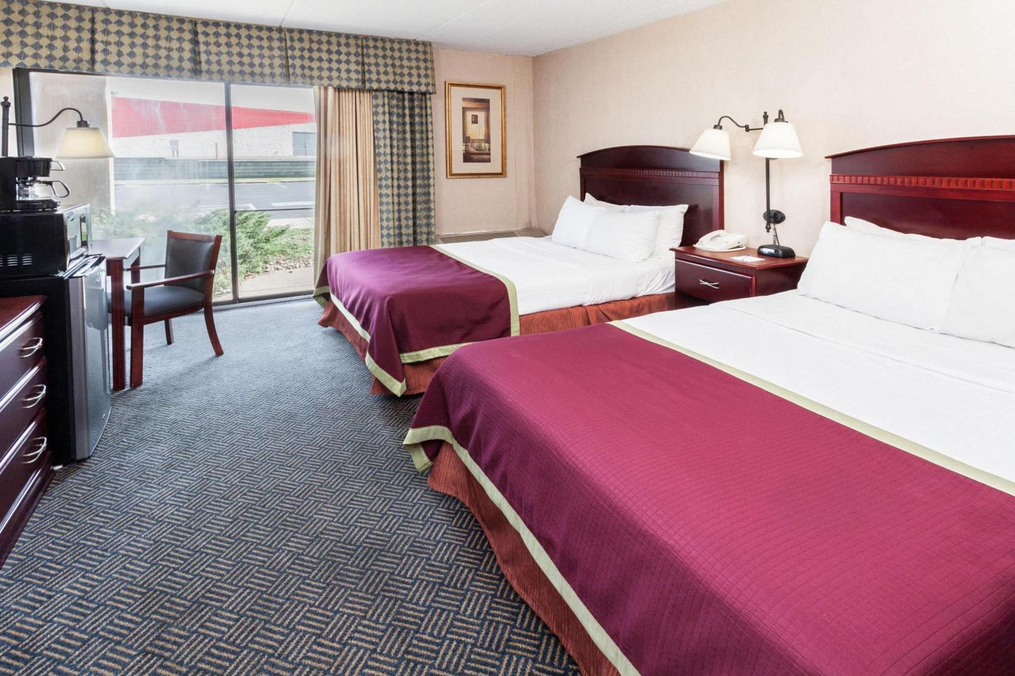 Baymont By Wyndham Michigan City Dış mekan fotoğraf